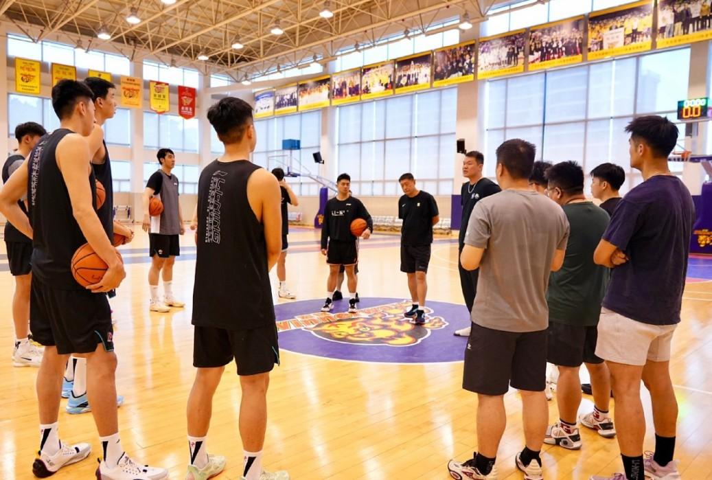 广东男篮集结完毕，东莞篮球迎全运会备战新阶段